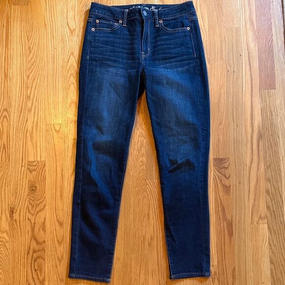 American Eagle ‘77 High Rise Jeans sz 6 regular - Picture 1 of 4